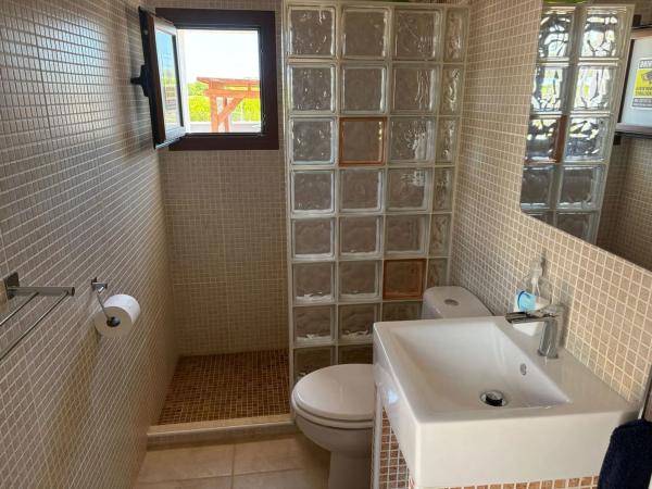 Casa independiente en camino de los Almendros, 3