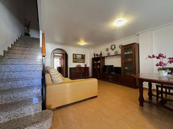 Chalet adosado en CL 8 De Diciembre