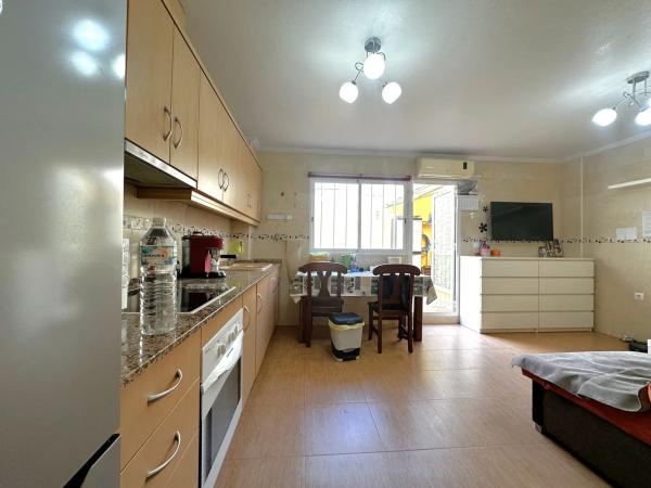 Chalet adosado en CL 8 De Diciembre