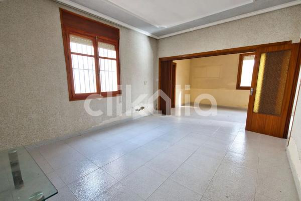 Casa independiente en calle Juan Pablo II