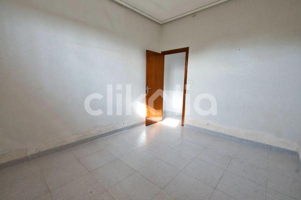 Casa independiente en calle Juan Pablo II