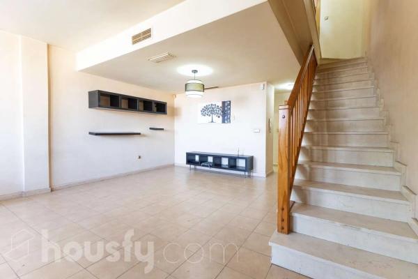 Dúplex en camino Viejo de Callosa