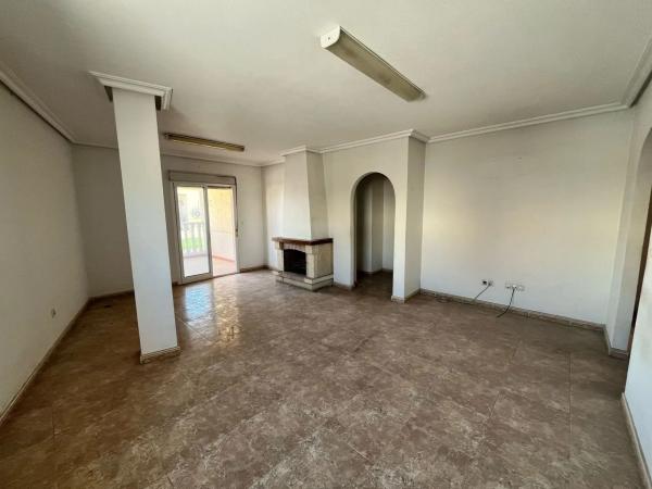 Piso en carretera de Almoradí