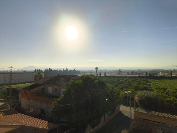 Casa independiente en calle Venecia