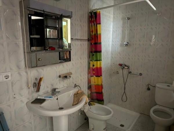 Chalet pareado en calle Guadalupe