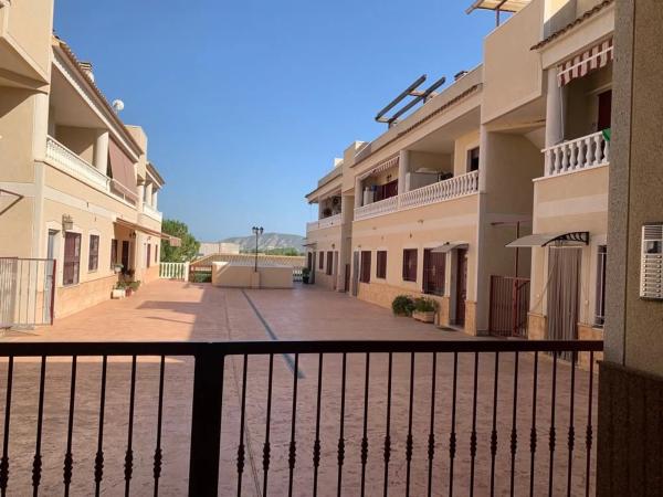 Chalet adosado en calle Manoletes r Bon, 2