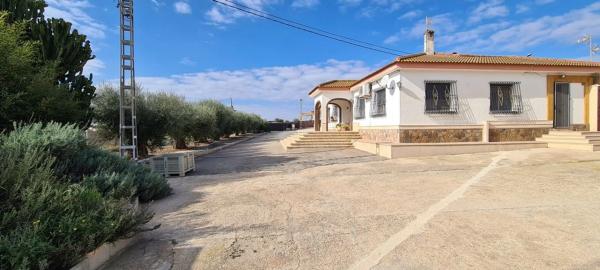 Palacio en calle Matanza