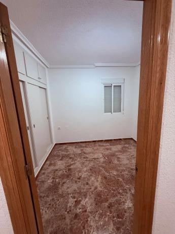 Piso en calle Comandante Manuel Gimeno, 32