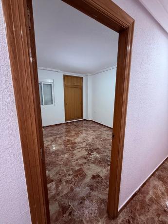 Piso en calle Comandante Manuel Gimeno, 32