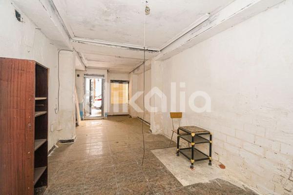 Casa independiente en calle Ferrari