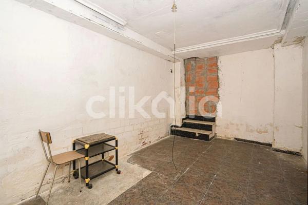 Casa independiente en calle Ferrari