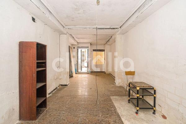 Casa independiente en calle Ferrari