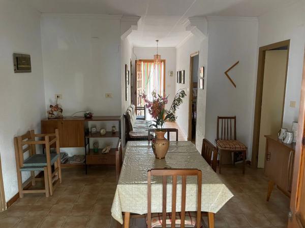 Chalet adosado en vereda de las Acacias