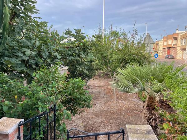 Chalet adosado en vereda de las Acacias