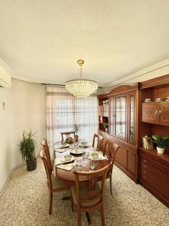 Piso en calle Duque de Tamames, 38