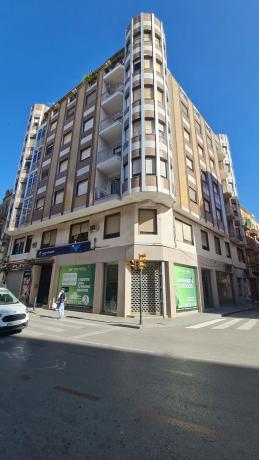 Piso en calle Alfonso XIII, 15