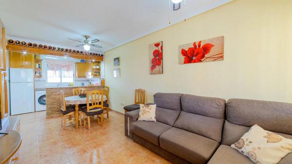 Casa independiente en calle Campoamor, 1