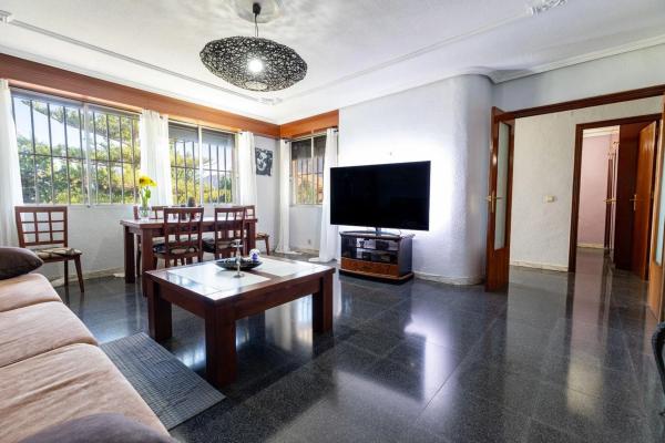 Casa independiente en Lugar Escorratel s/n