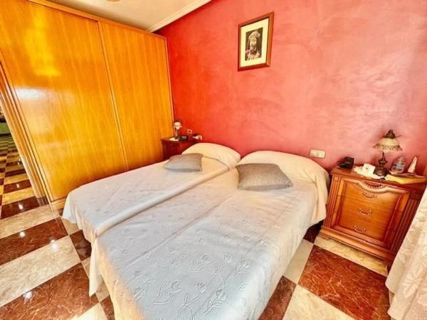 Piso en calle Doctor Jose Maria Sarget, 6