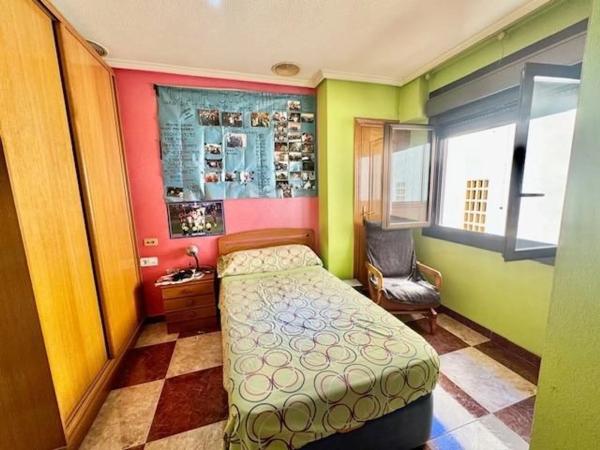 Piso en calle Doctor Jose Maria Sarget, 6