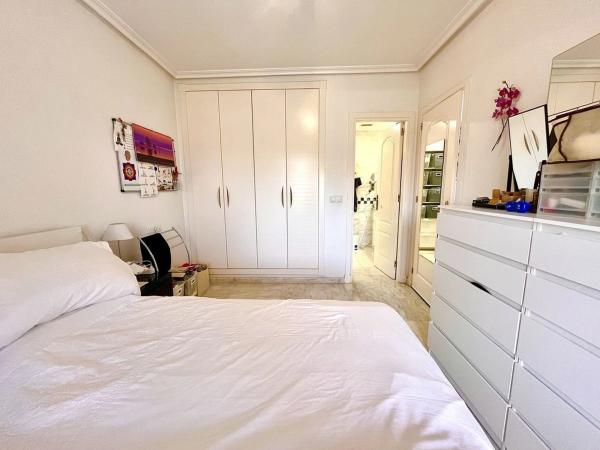 Piso en calle Calderón de la Barca