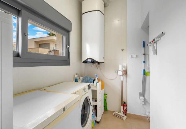 Casa independiente en calle Higuera