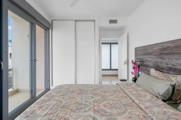 Casa independiente en calle Higuera