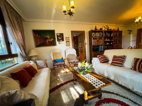 Casa independiente en carretera Molins