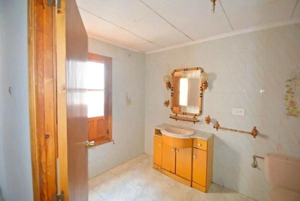 Chalet pareado en travesía Bado