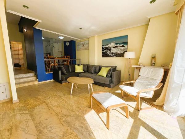 Dúplex en avenida de las Adelfas