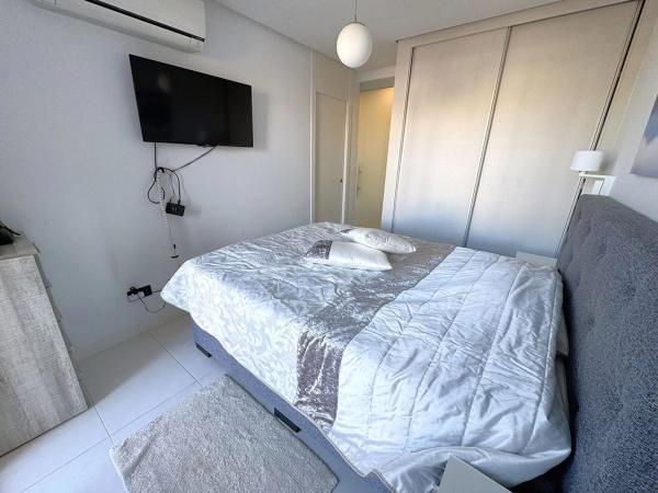 Piso en calle Tierra, 8