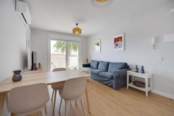 Piso en calle Elena Fortún, 2