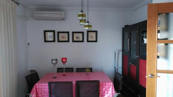 Piso en avenida de las adelfas, 3