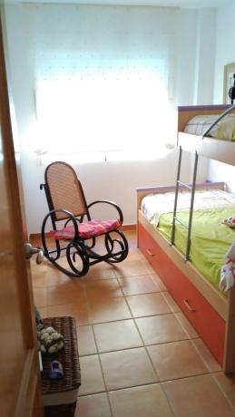 Piso en avenida de las adelfas, 3