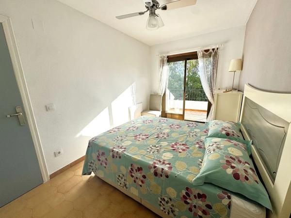 Chalet adosado en calle del Ancla, 156