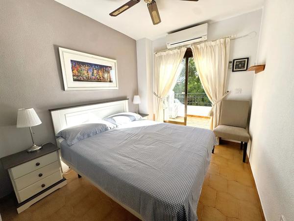 Chalet adosado en calle del Ancla, 156