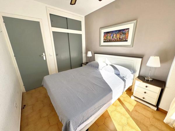 Chalet adosado en calle del Ancla, 156