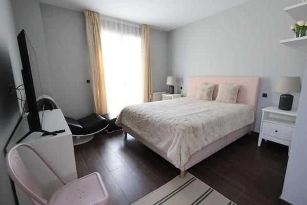 Casa independiente en calle el Coral