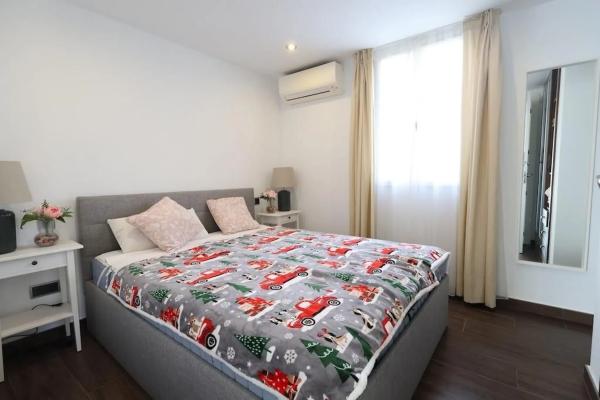 Casa independiente en calle el Coral