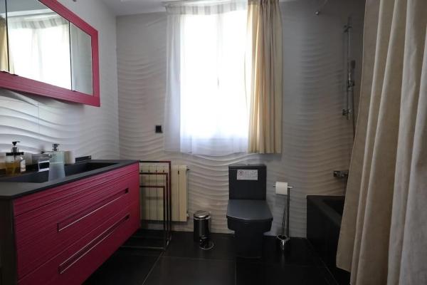 Casa independiente en calle el Coral