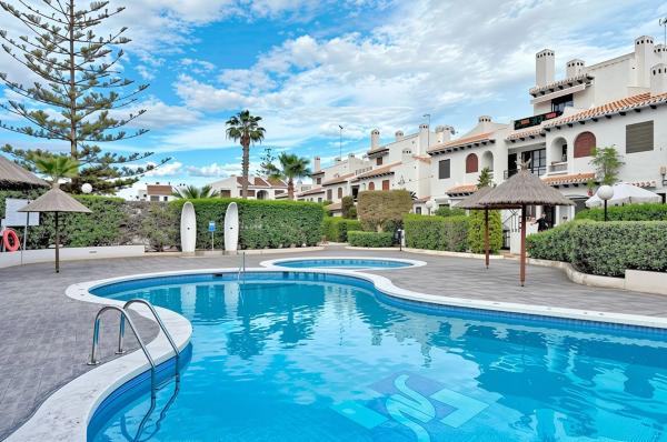 Piso en calle Tramontana