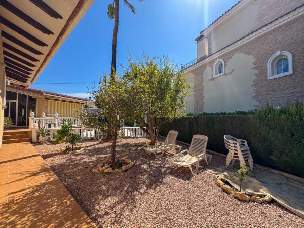 Chalet en Barrio Cabo Roig