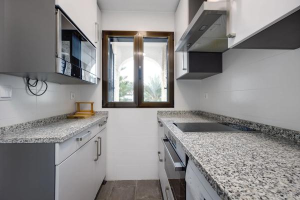 Piso en Av Ancla- C. Roig