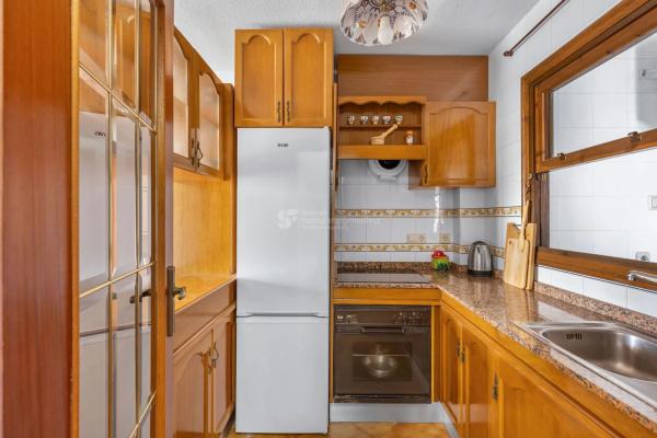 Piso en calle el Poniente, 9