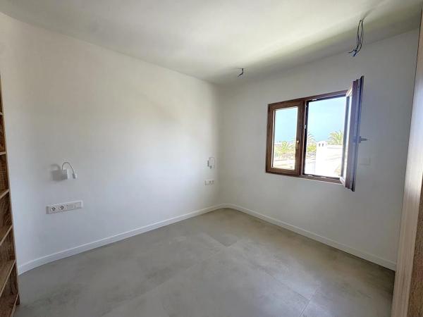 Casa independiente en calle Calafate, 5