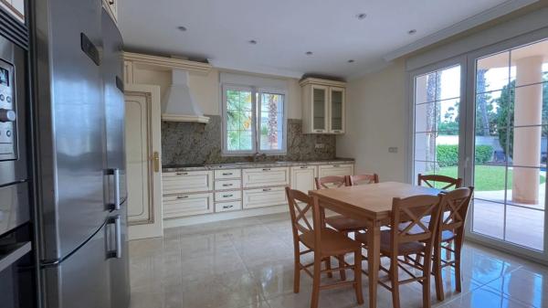 Chalet en Barrio Cabo Roig