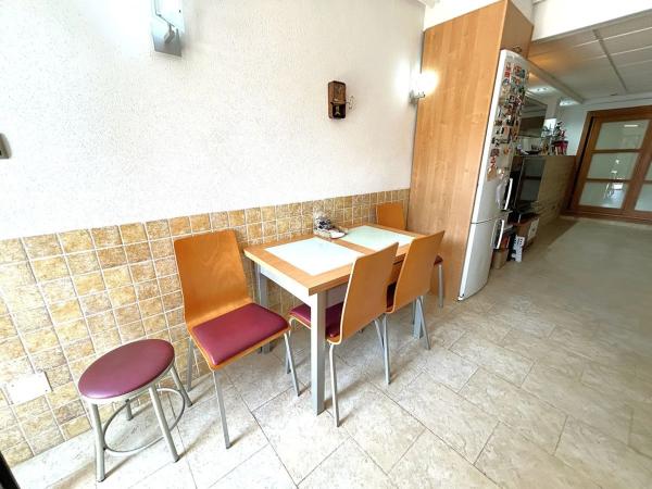 Chalet adosado en calle Tramontana, 69