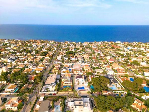 Casa independiente en calle Baliza