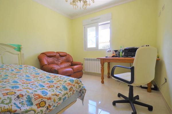 Casa independiente en avenida del cabo