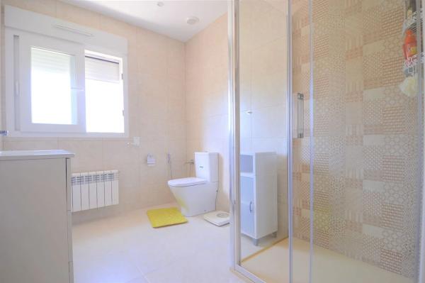 Casa independiente en avenida del cabo